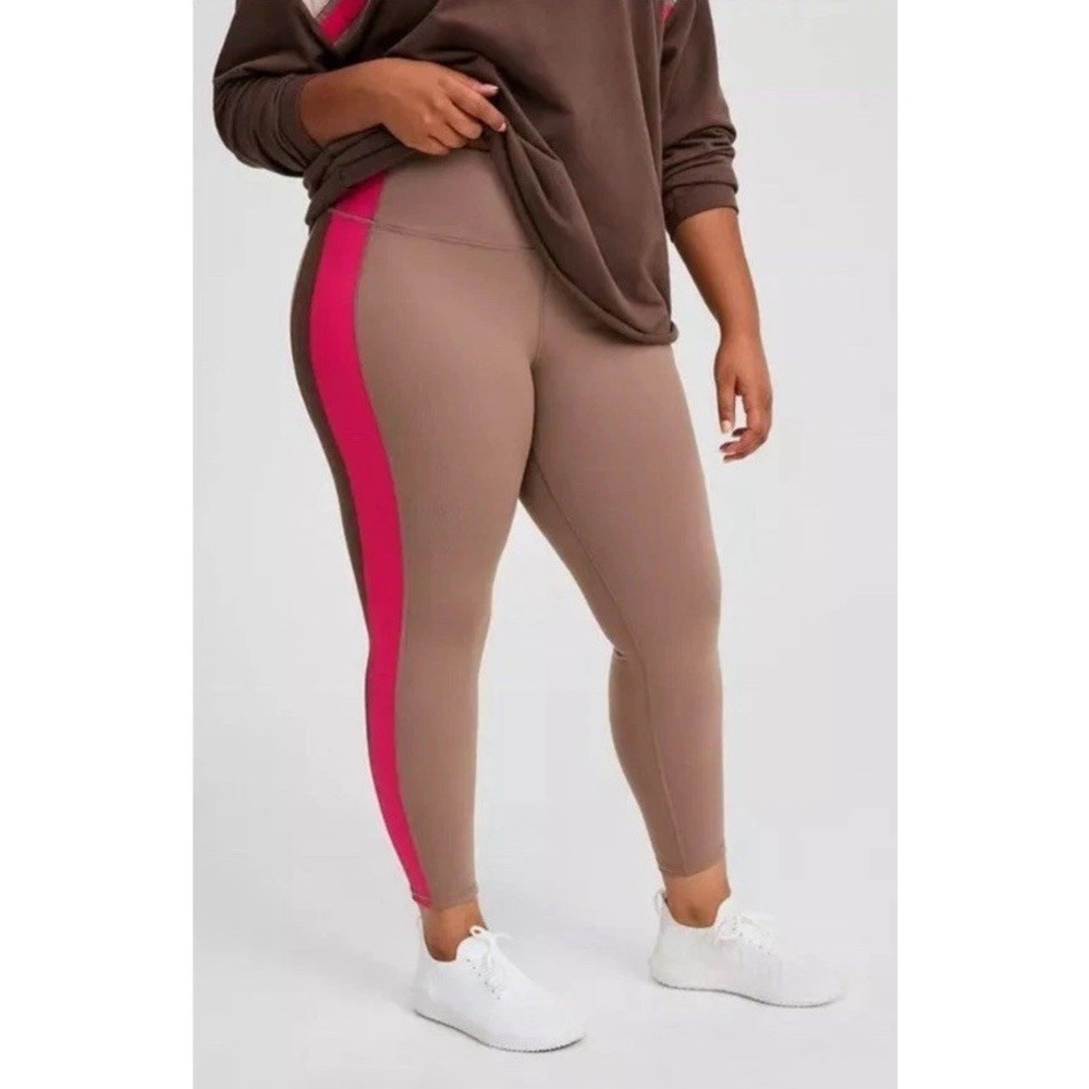 Torrid Performance Core Active Leggings Deep Taupe Pink Colorblock / Women's 5